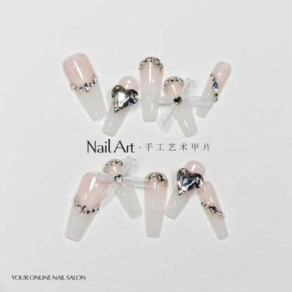 Handmade Wear Armor High-Grade Feeling White in Autumn and Winter Love Nail Stickers High Goods Selective Rettroubled Fake Nail Tip