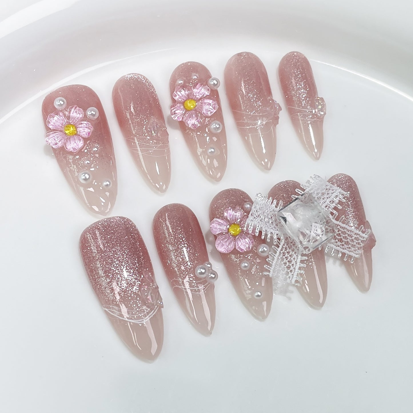 Handmade Wear Nail Sweet Cute Ice Transparent Small Flower Finished Nail Beauty Patch Gradient Cat Eye Long Fake Nails Wholesale