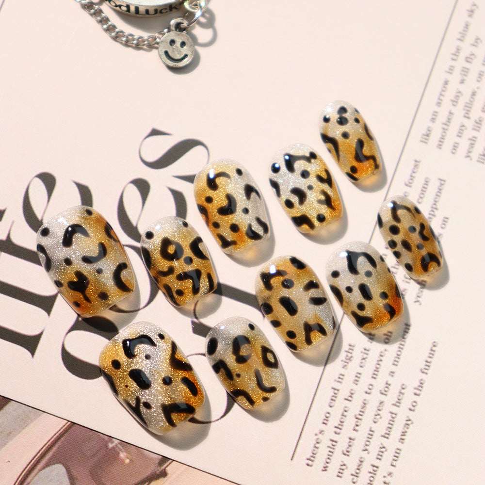 European and American Short Thin and Glittering Cat Eye Gradient Leopard Print Hand-Worn Animal Pattern Small Wild Cat UV Nail Beauty Patch