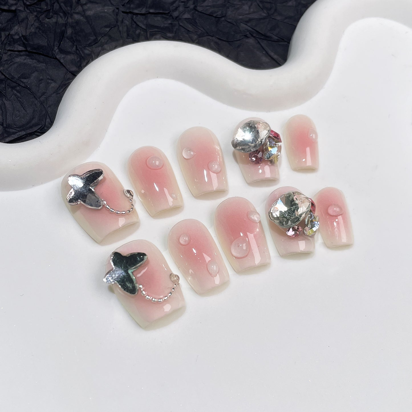 Hand-Worn Nail Spray Gun Blush Blooming Pile Rhinestone Short Nail Stickers Steel Ball Chain Wearable Nail Sticker