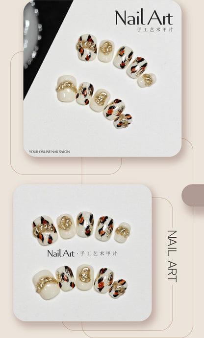 Handmade Wear Armor Autumn and Winter High-Grade Leopard Print Gilding Short Handmade Nail Stickers White Fake Nail Tip