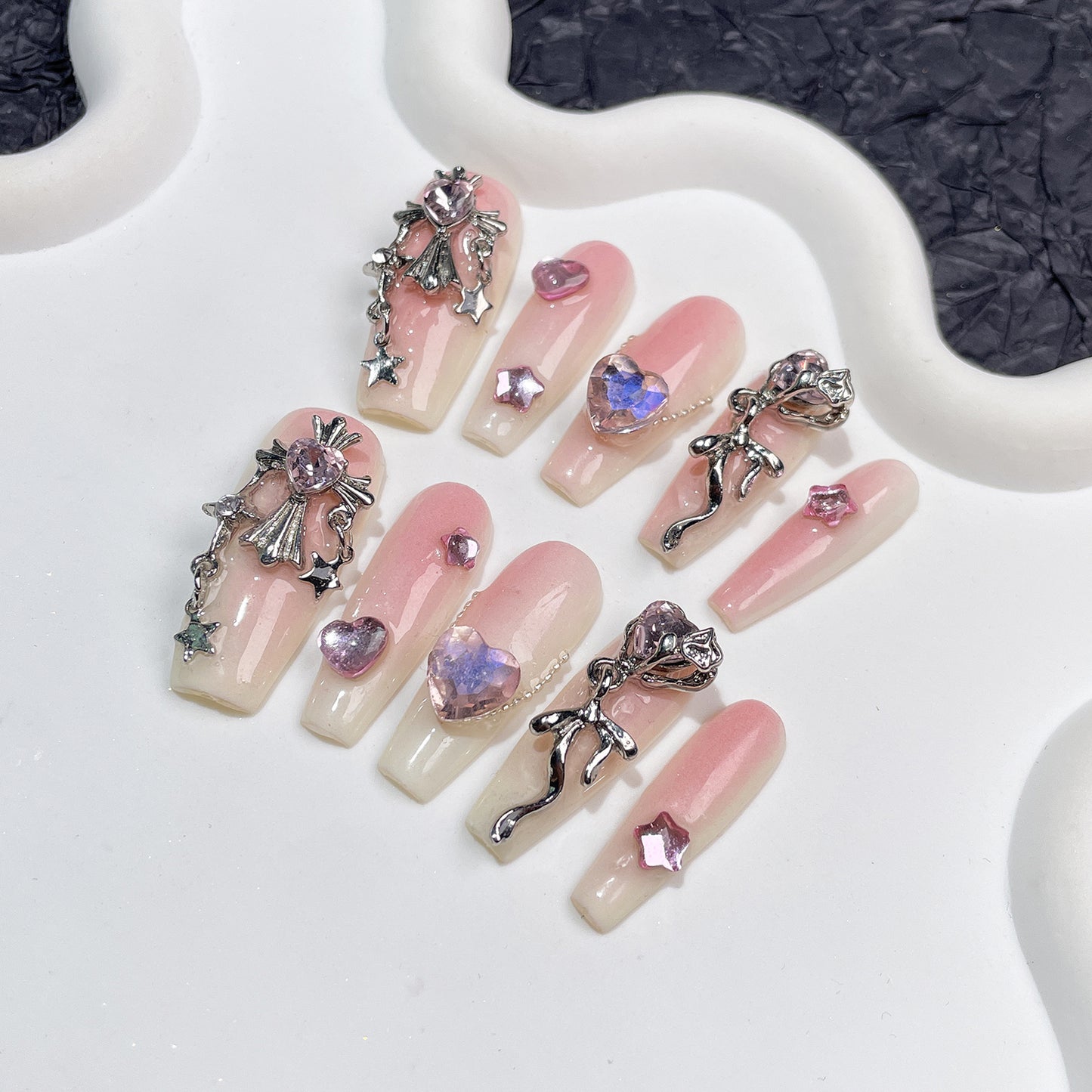 Hand-Worn Nail Spray Gun Blush Love Chain Lengthened T Finished Nail Beauty Patch Wearable Nail Sticker Wholesale