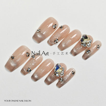 Handmade Wear Nail Advanced Texture Cat Eye Flash Short Love Hand-Made Nail Stickers Fake Nail Tip Wholesale