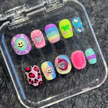 Handmade Pinch Hand-Painted Plastic Wind Wear Nail Tip High Sense Autumn and Winter New Europe and America Cross Border Nail Stickers