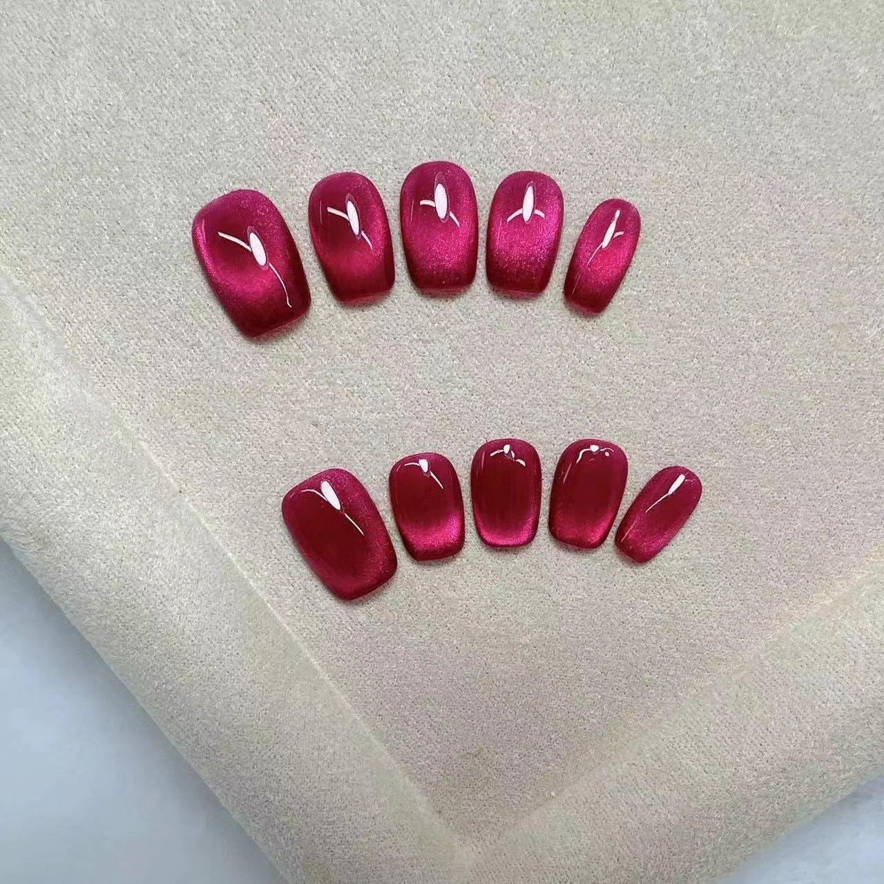 Pitaya Crystal Cat Eye White Pure Hand-Worn Nail Flash Sequins Hot Girl Love Nail Stickers Short Nail