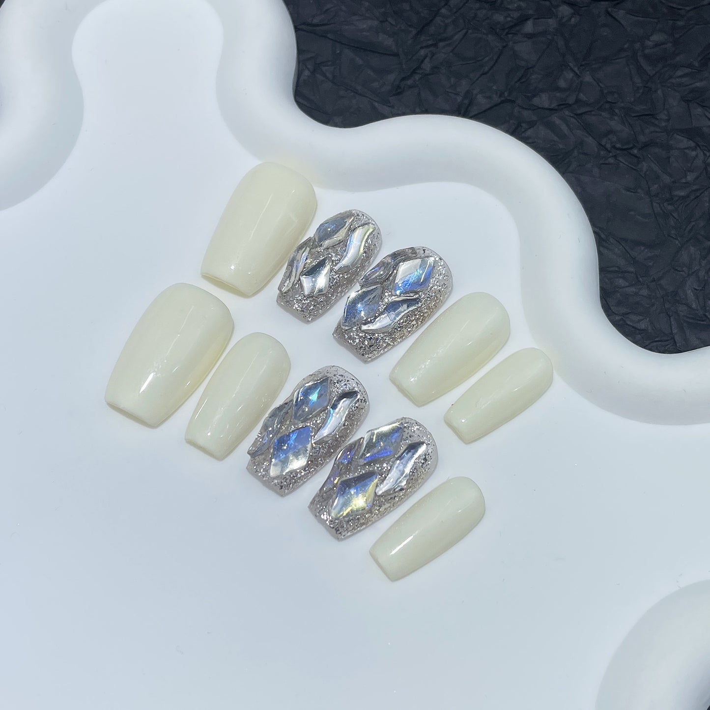 Handmade Wear Nail Coconut Milk Color Simple All-Match Moonlight Light Diamond Short Nail Stickers Wearable Nail Sticker