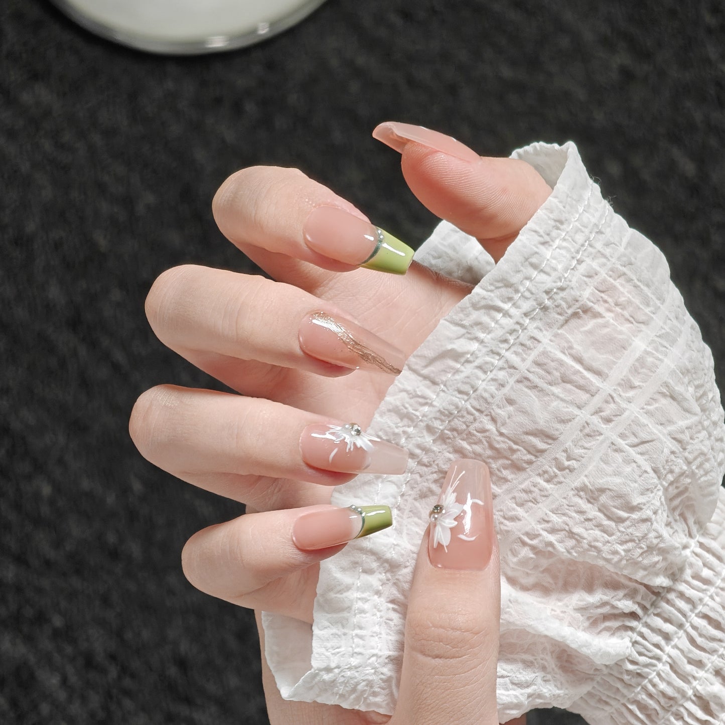 Handmade Wear Armor High-Grade Nail Stickers Hand-Made Short French Gentle White Summer Fake Nails