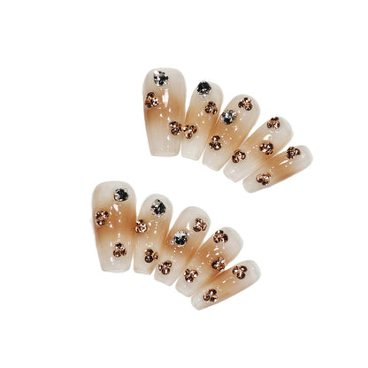 Handmade Wear Armor Love White High-Grade Atmosphere Finished Product Nail Stickers Mid-Length Fake Nail Tip Wholesale