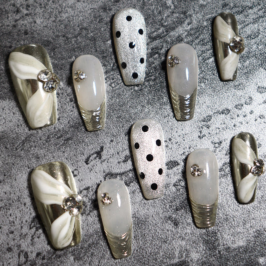 Hepburn Time Light Golden Polka Dot Wear Nail Wedding Affordable Luxury Style Temperament Nail Stickers French Ribbon