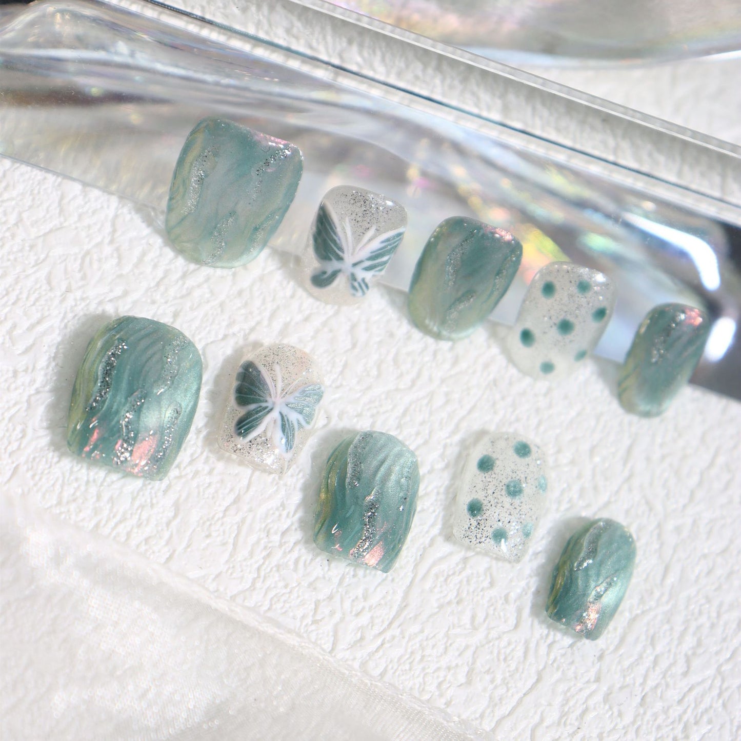 Refreshing Summer Mint Green Firefly Butterfly Cat Eye Hand-Worn Nail Mermaid Polka Dot Girl Phototherapy Fake Nail Tip