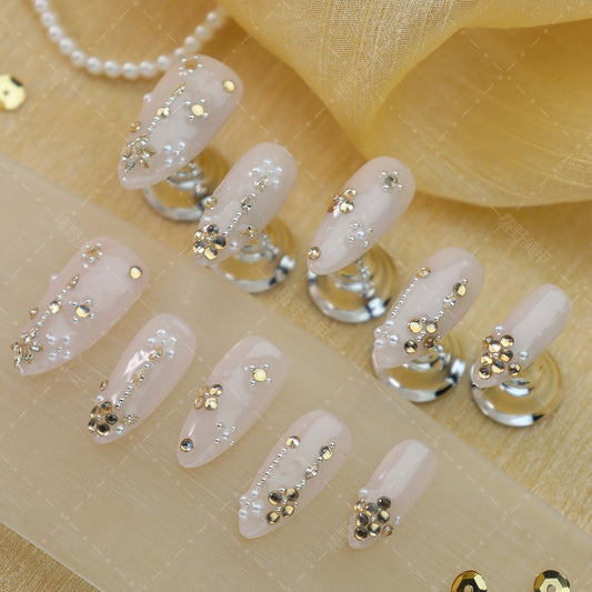 New Autumn and Winter Wear a National Style Retro Pile Beads Diamond Ice Transparent Nude High-Grade Atmosphere Pure Desire Sweet Bride Manicure