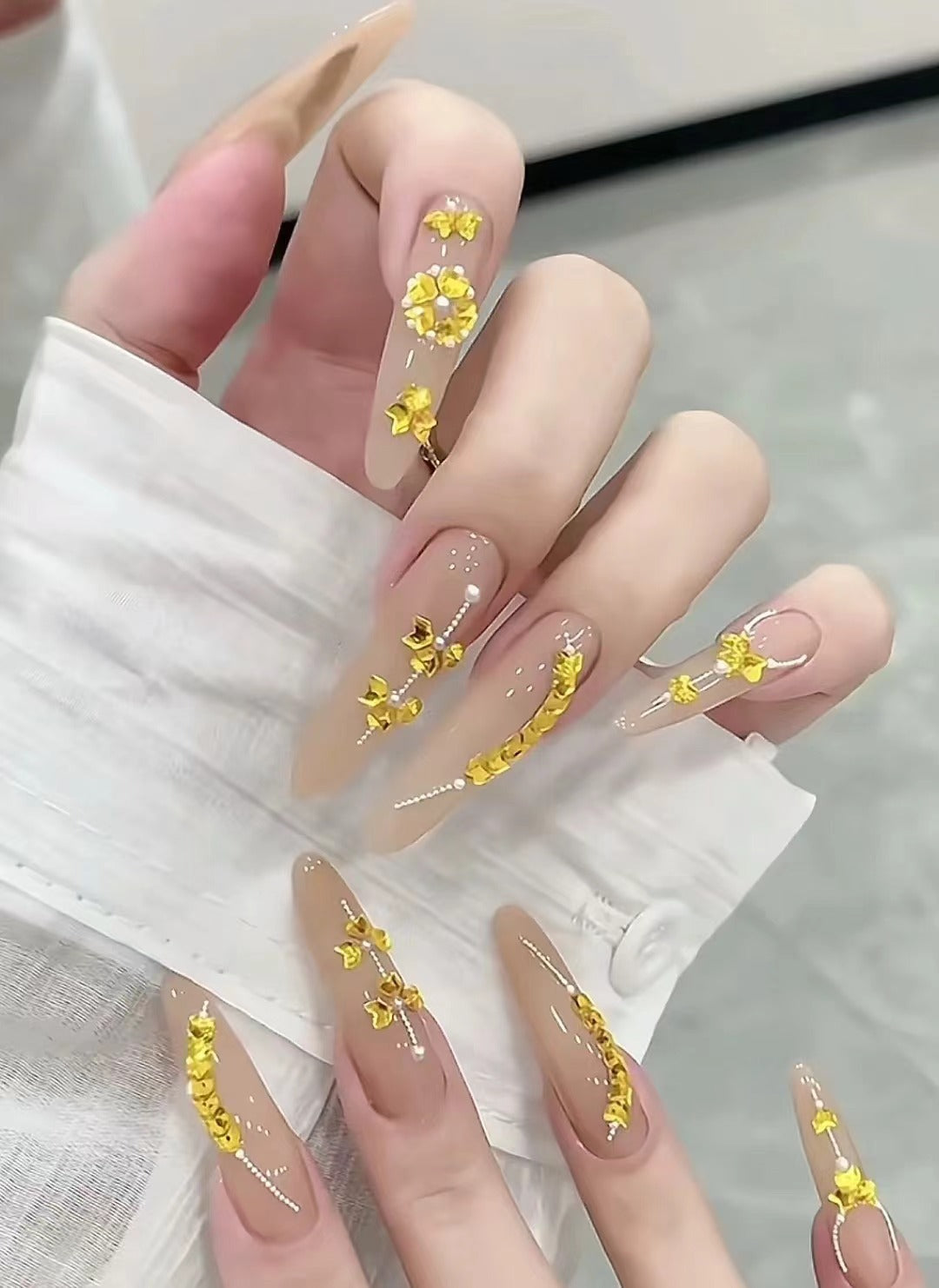 Handmade Wear Nail Internet Celebrity Hot Summer Classic Nude Golden Wheat Elegant High-Grade Long Manicure