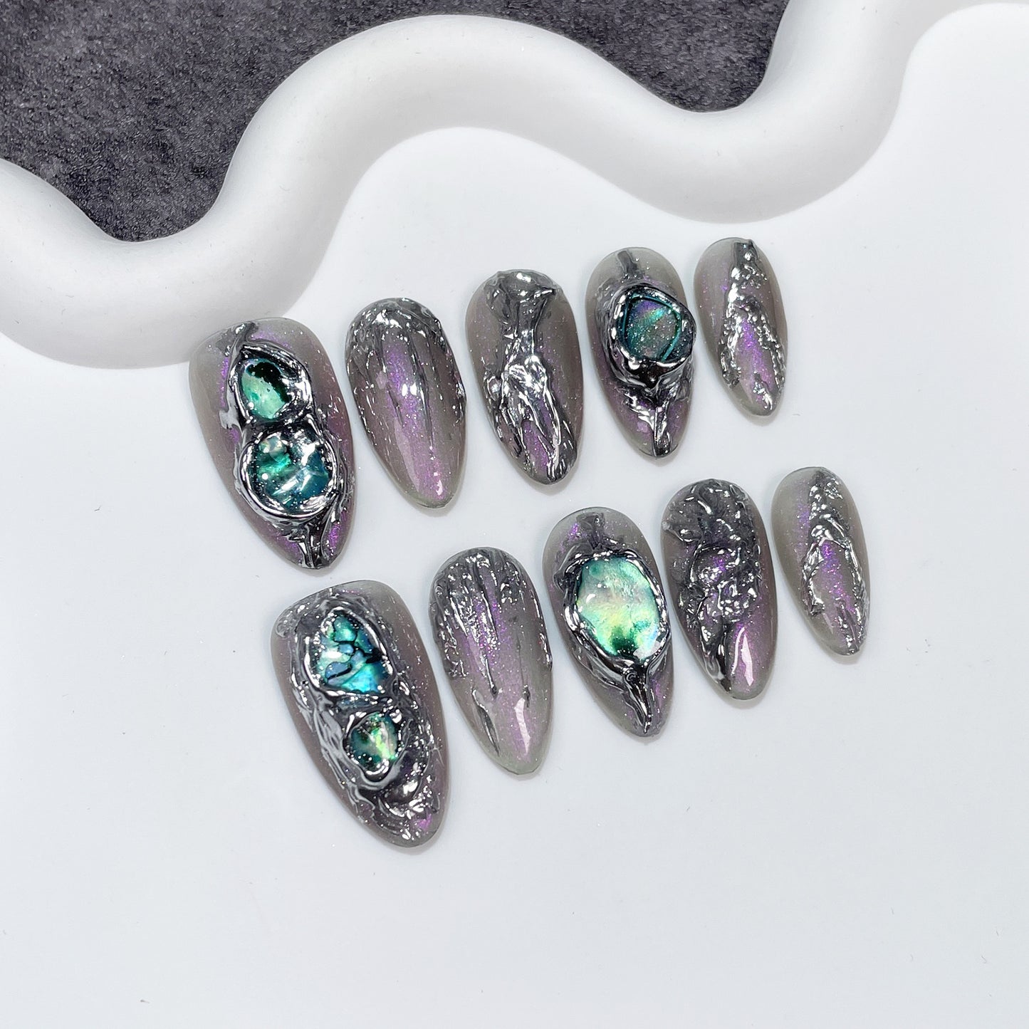 Handmade Wear Armor Baroque Aurora Transparent Black Three-Dimensional Metal Shape Almond Nail Wearable Nail Sticker Wholesale