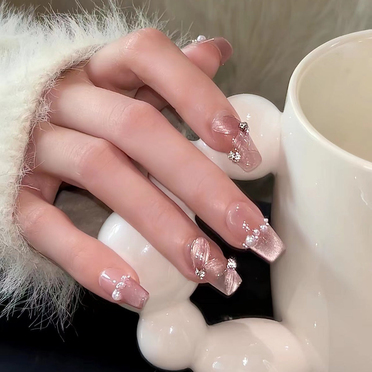 Xiaohongshu Same Style Ribbon Handmade Wear Nail Hand Painted Pearl Cat Eye Fall/Winter Hot-Selling White Finished Nail Beauty