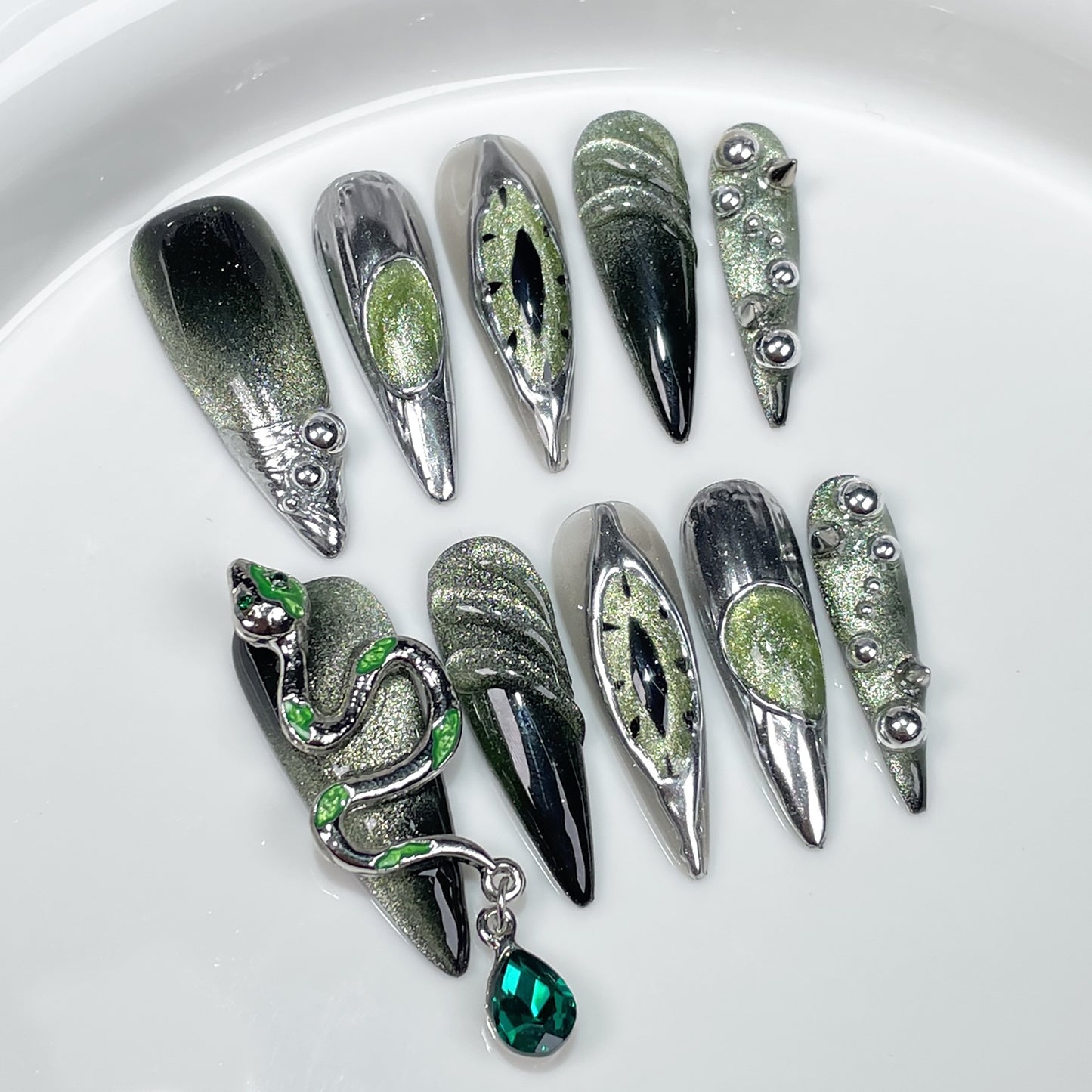 European and American Long Pointed Dark Series Slytherin Snake Academy Manicure Punk Metallic Devil's Eye Hand-Worn Nail